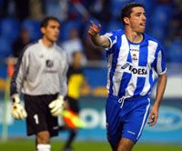 Roy Makaay mindenáron szeretné elhagyni a Deportivo La Corunát, és ha lehet, akkor a Bayern Münchenben folytatná karrierjét