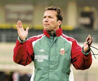 Lothar Matthäus azt vallja, hogy a világ legjobb csapata ellen is kizárólag a gyôzelem reményében szabad felmenni a pályára, mert különben nincs értelme játszani (fotó. Németh Ferenc)