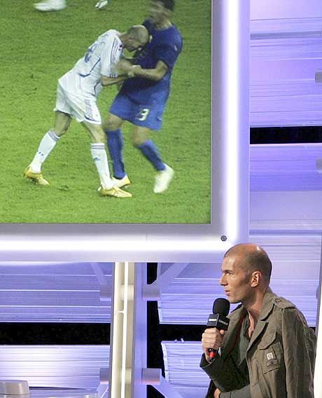 Pergett a film: Zinedine Zidane elmondta, miért fejelte le Marco Materazzit
