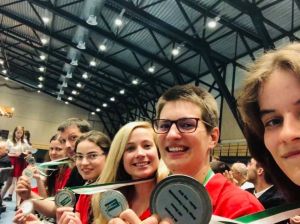 Ezüstérmet szerzett az ifjúsági leánycsapat Forrás: Magyar Bridzs Szövetség