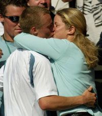 Lleyton Hewitt és Kim Clijsters szerdán egymás ellen teniszezik a Hopman-kupán