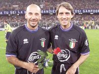 A Sampdoria két egykori sztárja közül Gianluca Vialli (balra) Angliában, Roberto Mancini pedig Olaszországban edzôsködött