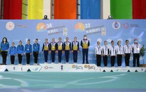 A magyar csapat a dobogó harmadik fokán Fotó: European Gymnastics/Thomas Schreyer