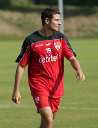 A Daimler-stadionban Szabics Imre alighanem a VfB kispadján kezd (Fotó: Czagány Balázs)