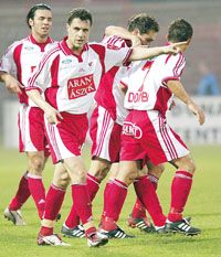 Marius Sumidica mozdulata jelképes: magyar csatárok ez lehet a követendô irány (Fotó: Németh Ferenc)