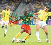 Az Afrika királyának választott Samuel Eto&#8217;o sok jó tavalyi mérkôzése közül az egyik a brazilok elleni összecsapás volt a Konföderációs Kupán