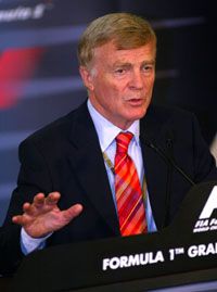 Max Mosley &#8222;bekeményített&#8221;