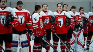 Merész világbajnoki álmokat szövöget az U18-as lány jégkorong-válogatott Forrás: jegkorongblog.hu