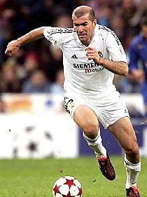 Zinadine Zidane volt csapata ellen lép pályára Torinóban