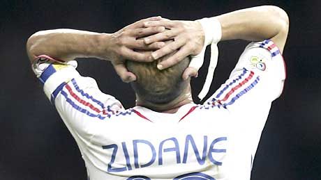 Zinedine Zidane botránnyal a háta mögött lépett le a futball színpadáról