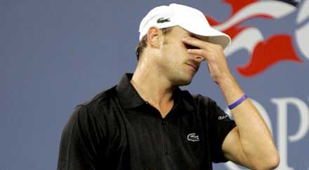 Andy Roddick foghatja a fejét - régen szenvedett ilyen meglepő vereséget