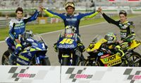 Az idény három világbajnoka (balról): Pedrosa, Rossi és Dovizioso