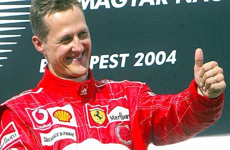 Michael Schumacher eredményeitôl függ, hogy meghosszabbítja-e az idény végén lejáró szerzôdését