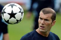 A Real klasszisa, Zinedine Zidane már tavaly is felvetette a visszavonulás lehetôségét