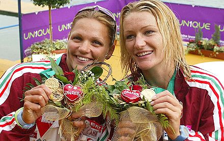 Páratlan páros: Kovács Katalin (balra) és Janics Natasa a zágrábi világbajnokságon három számban is aranyérmet nyert (Fotó: Mirkó István)