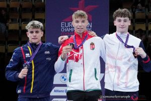 Molnár Botond (középen) ifjúsági Európa-bajnoki címet szerzett egyéni összetettben Münchenben Fotó: Simone Ferraro / European Gymnastics