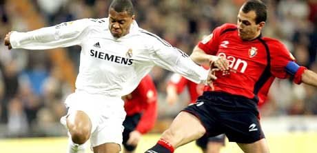 Punal (jobbra) kiállítása sem zavarta meg az Osasunát a Bernabéuban Punal (jobbra) kiállítása sem zavarta meg az Osasunát a Bernabéuban