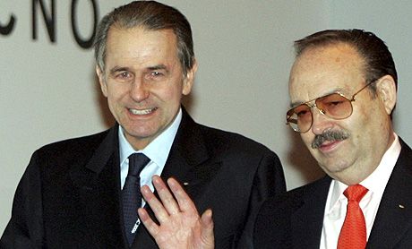 Jacques Rogge NOB- (balra) és Mario Vázquez Rana ANOC-elnök is elégedett