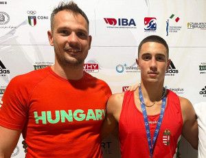 Törteli Ferenc és a junior Európa-bajnok Nileborg Krisztián Forrás: Magyar Ökölvívó Szakszövetség