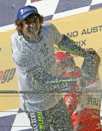 Rossi hatodik vb-címét ünnepelhette