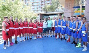 A versenyzők és a szakvezetők is bizakodva várják a hazai rendezésű ifjúsági vb-t Forrás: boxing.hu