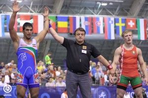 A második kötöttfogású napon a 66 kg-os Amin Javar Kavijaninezsad megszerezte Irán harmadik aranyát Forrás: UWW