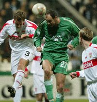 Kriston keményen küzdött – itt Wenzel (balra) és Hleb között fejel