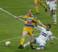 Fülöp Zoltánt (balra) Balog Zoltán sokszor megállította, de a csatár így is lôtt egy gólt