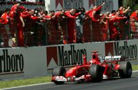 Michael Schumacher sklapjára többen is vadásznak, legközelebb Monte-Carlóban próbálkozhatnak a legyôzésével