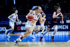 A szerbek legyőzése után az ötödik helyért játszhatnak a magyar lányok a soproni U20-as Eb-n Forrás: FIBA.Basketball