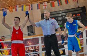 Zsigó fel tudta őrölni a svéd ellenfelét az egri torna döntőjében Forrás: boxing.hu