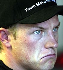 Kimi Räikkönen nem tart attól, hogy bárki is gyorsabb lesz nála a vasárnapi versenyen, de a többimichelines csapat pilótáihoz hasonlóan ô is örülne neki, ha a Hockenheimringet elkerülnék az esôfelhôk