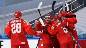 Az oroszok legyőzték az amerikaiakat a nyitó napon Fotó: Matt Zambonin/IIHF