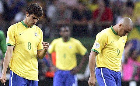 Kaká (balra) és Ronaldo, a brazil válogatott ászai nem lesznek klubtársak