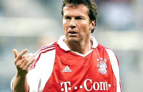 Nemrég egy öregfiúkmeccsen Bayern-mezt húzhatott Lothar Matthäus, de a világsztár kilencven percnél sokkal hoszszabb idôre tervezne Münchenben