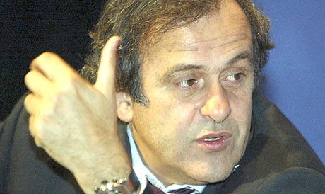 Michel Platini, immár sportvezetôként tör újabb sikerekre, ha UEFA-elnök lesz, hadat üzen a pénz mindent meghatározó hatalmának