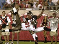 A 2003-ban nagybajnoki címet szerzô Tampa Bay Buccaneers mérkôzésein bizton számíthatunk hasonlóan látványos védekezésre