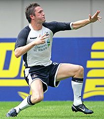 Robbie Keane, a Tottenham ír támadója kétszer is bemutathatta ismert gólörömét a tegnapi döntô során