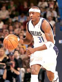 Jason Terry 21 pontot dobott