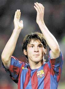 Lionel Messi 2006-ban a Barcával Európa, az argentin válogatottal pedig a világ trónját vette célba