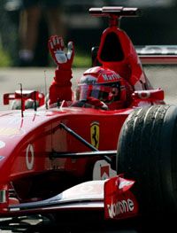 Michael Schumacher egyszer&ucirc;en elképzelhetetlennek tartja, hogy ilyen sokat keressen