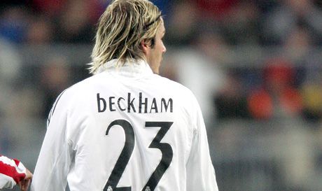 A kép csalóka, hiszen Beckham nem akar hátat fordítani Madridnak