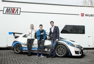 Michelisz Norbertéknek köszönhetően bővültek a fiatal magyar autóversenyzők lehetőségei a nemzetközi mezőnyben Fotó: Gaál Lacó/M1RA
