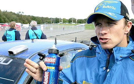 Petter Solberg számára akár jó elôjel is lehet, hogy összetörte autóját