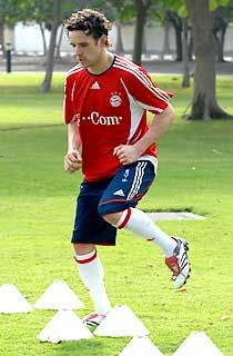 Owen Hargreaves nem ugrálhat, egyelôre maradnia kell a Bayernben