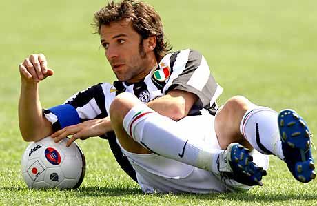 Alessandro Del Piero tizenegyest rontott, a hosszabbításban mégis döntetlenre mentette a Juventus a Cagliari elleni bajnokiját