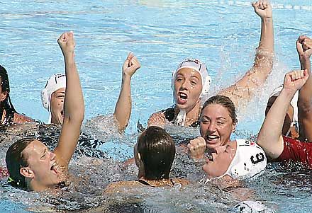 Magyar aranyérem 11 év után női vízilabdában. Ez a csapat eddigi legnagyobb sikere Faragó Tamás kapitánykodása idején