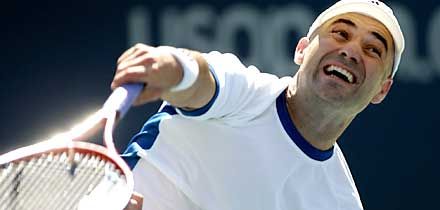 Andre Agassi tüneményes karrierje során immár a 15. Grand Slam-tornán jutott be a fináléba (Fotó: Reuters/Shaun Best)