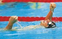 Öröm a vízben: Markus Rogan 200 méter vegyesen szerzett aranya egyben az osztrák úszósport elsô Európa-bajnoki címe ebben a számban