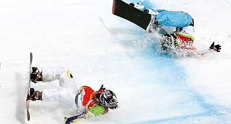 Drámai finálé boarder crossban: Maelle Ricker és Dominique Maltais nem sokkal a cél elôtt bukott